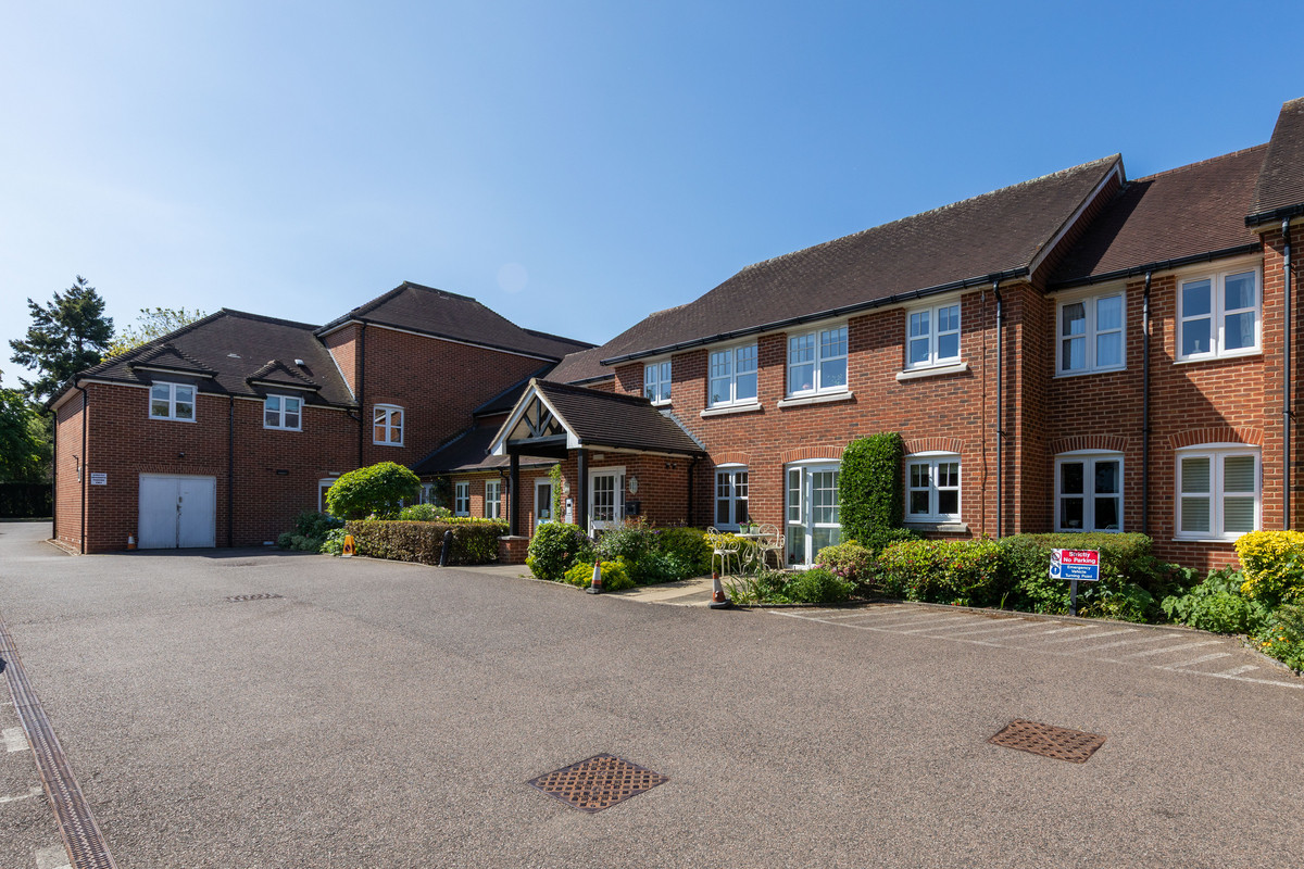 Stewart Court, Epping, CM16, photo 10