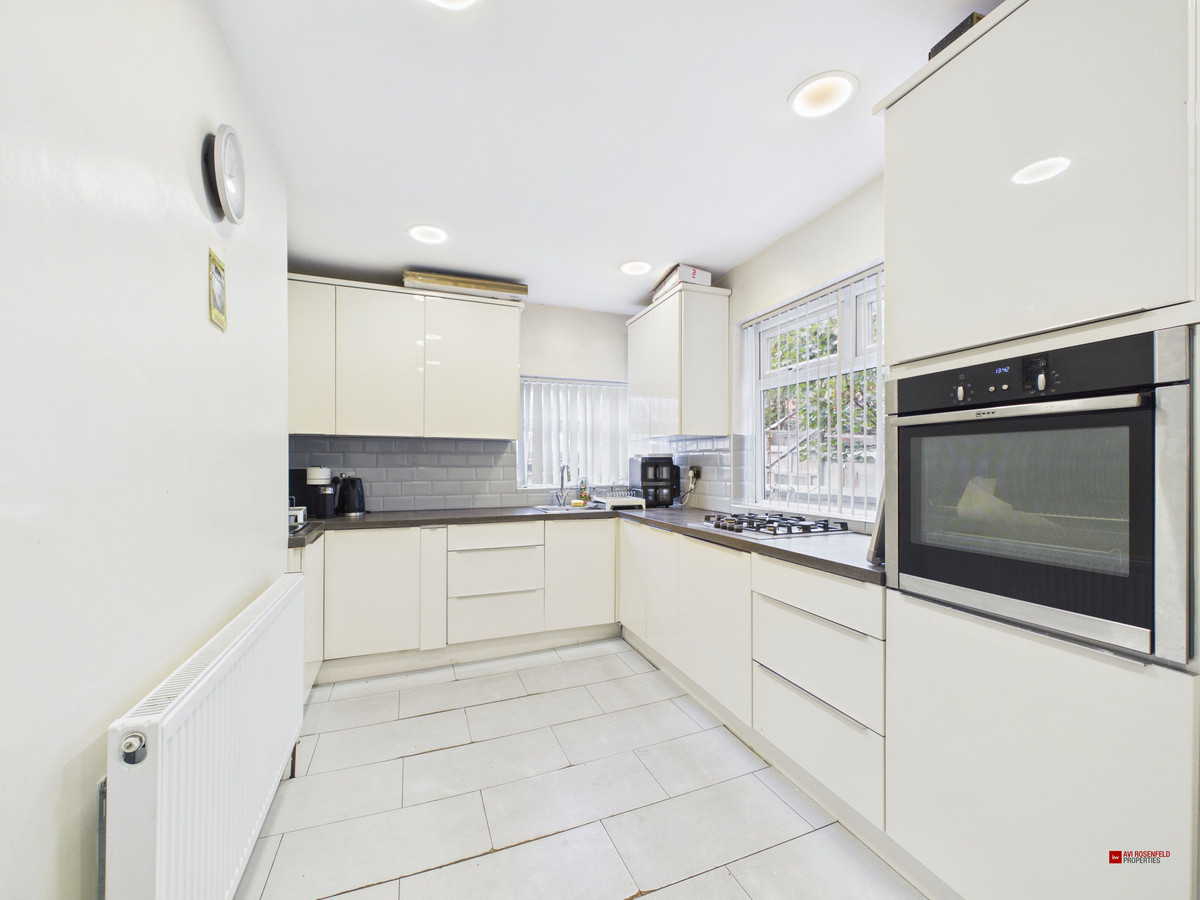 Wellington Street West, Salford, M7, photo 8
