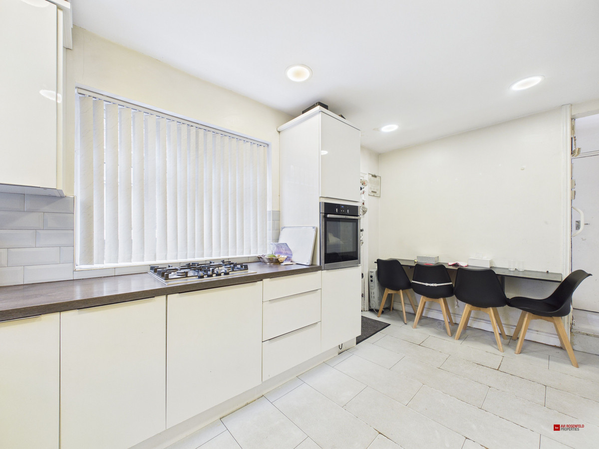 Wellington Street West, Salford, M7, photo 9