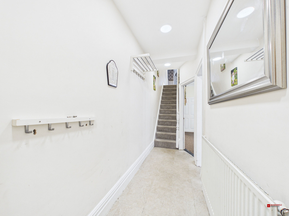 Wellington Street West, Salford, M7, photo 2
