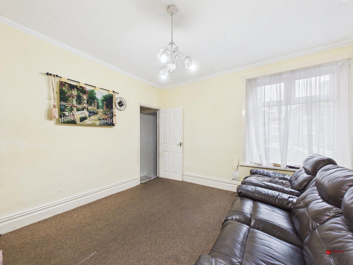 Wellington Street West, Salford, M7, photo 7
