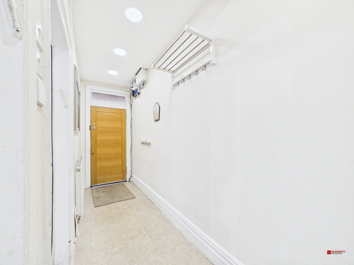 Wellington Street West, Salford, M7, photo 3