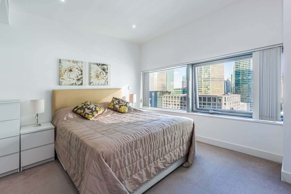 Landmark West Tower London E14, photo 11