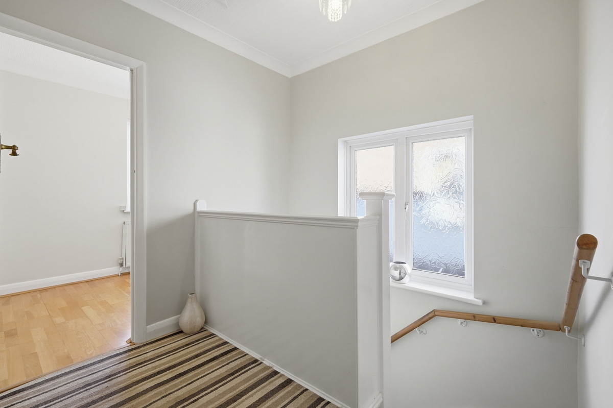 The Meadway, Loughton, IG10, photo 12