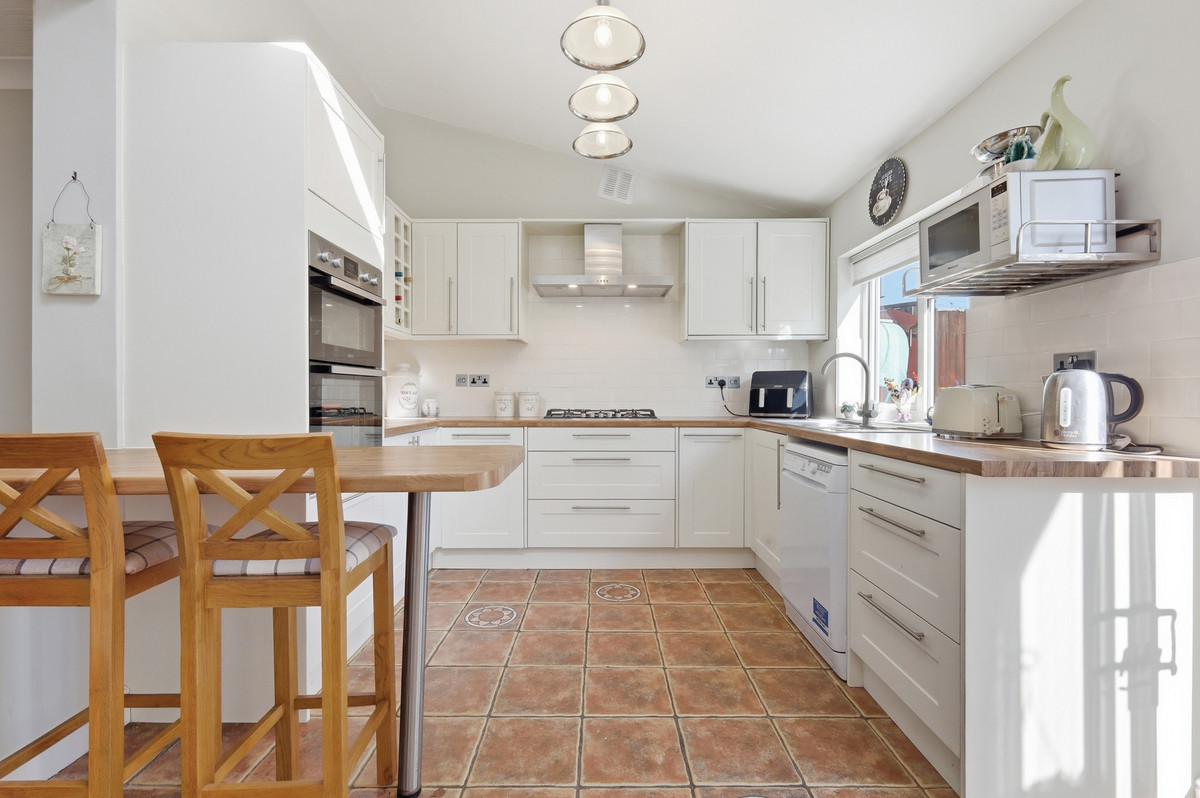 The Meadway, Loughton, IG10, photo 3
