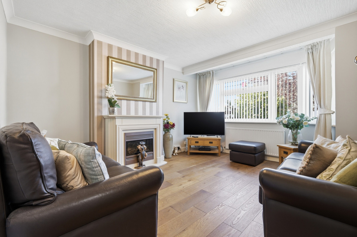 The Meadway, Loughton, IG10, photo 2