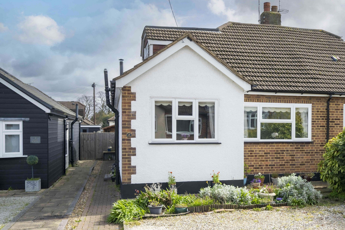 Vale Close, Brentwood, CM15