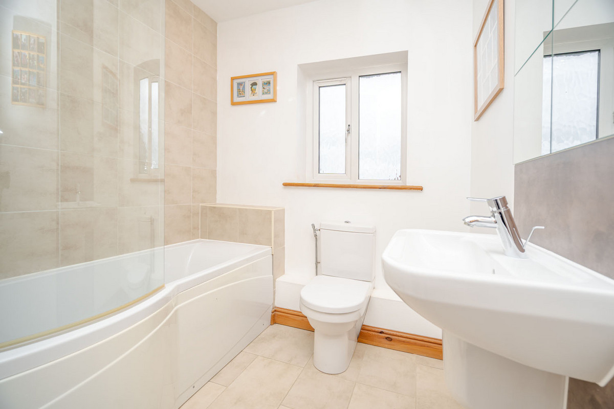 Pyms Stables, Newport Pagnell, MK16, photo 35