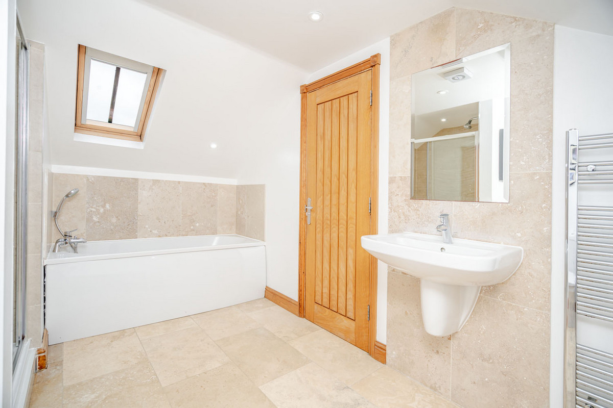 Pyms Stables, Newport Pagnell, MK16, photo 29