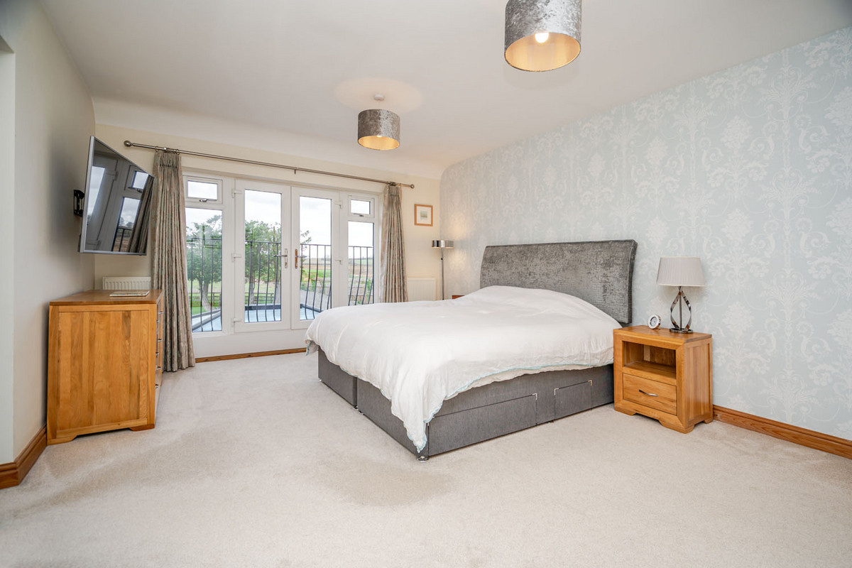 Pyms Stables, Newport Pagnell, MK16, photo 23