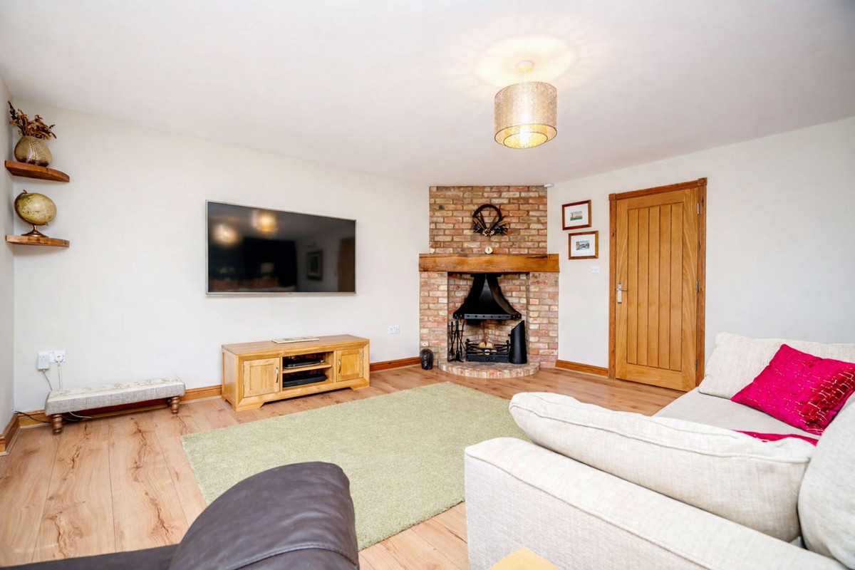 Pyms Stables, Newport Pagnell, MK16, photo 13