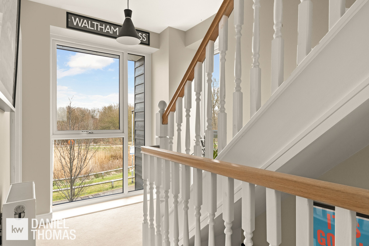Willow Tree Drive, Waltham Cross, EN8, photo 17