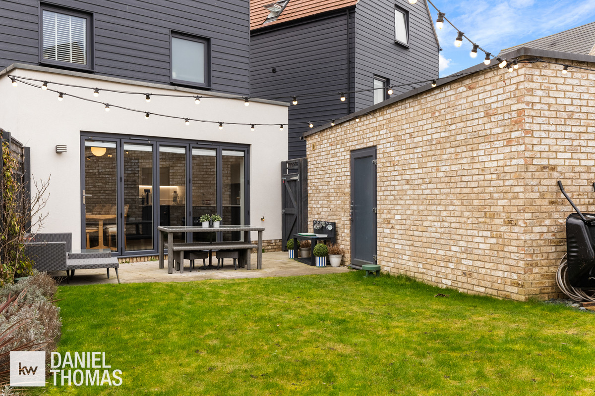Willow Tree Drive, Waltham Cross, EN8, photo 30
