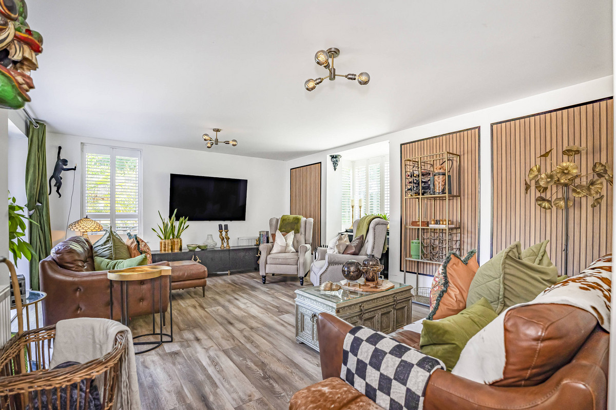 Langmore Lane, Lindfield, RH16, photo 27