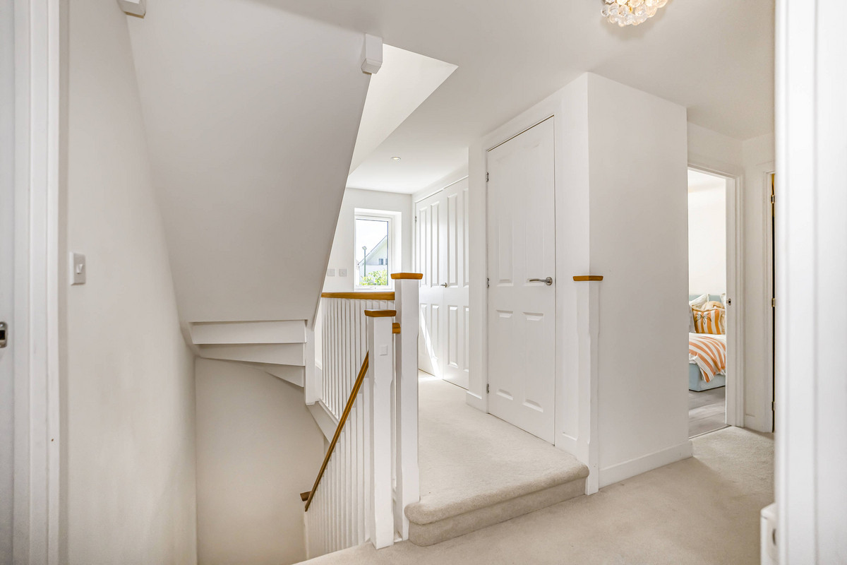 Langmore Lane, Lindfield, RH16, photo 14