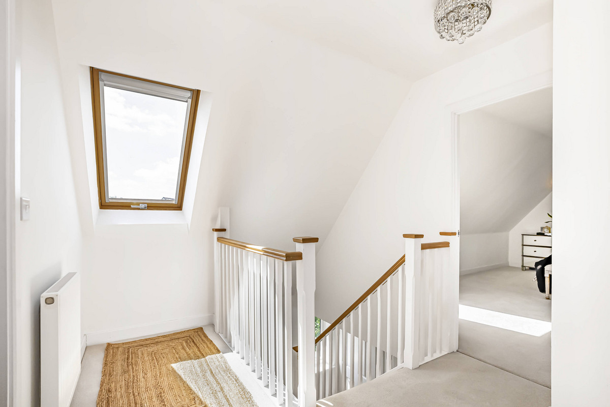 Langmore Lane, Lindfield, RH16, photo 8