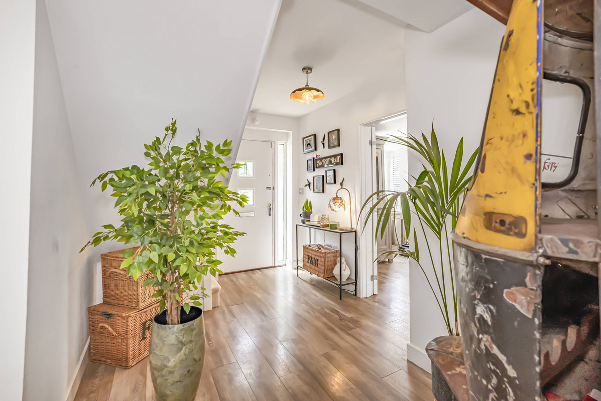 Langmore Lane, Lindfield, RH16, photo 21