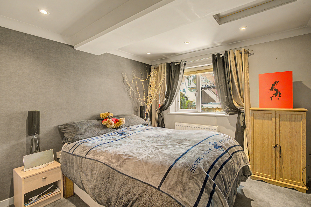 Hollins Lane, Harrogate, HG3, photo 17