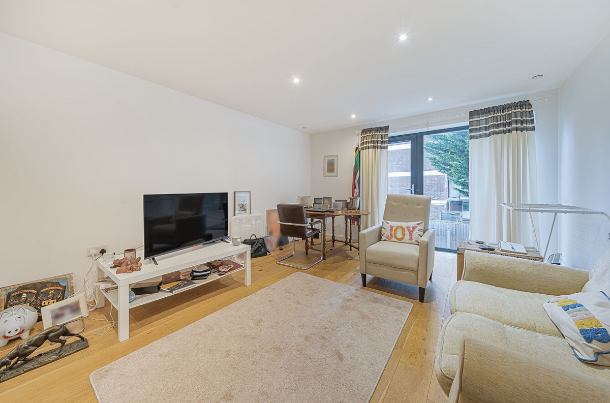 High Street, New Malden, KT3 4, photo 3