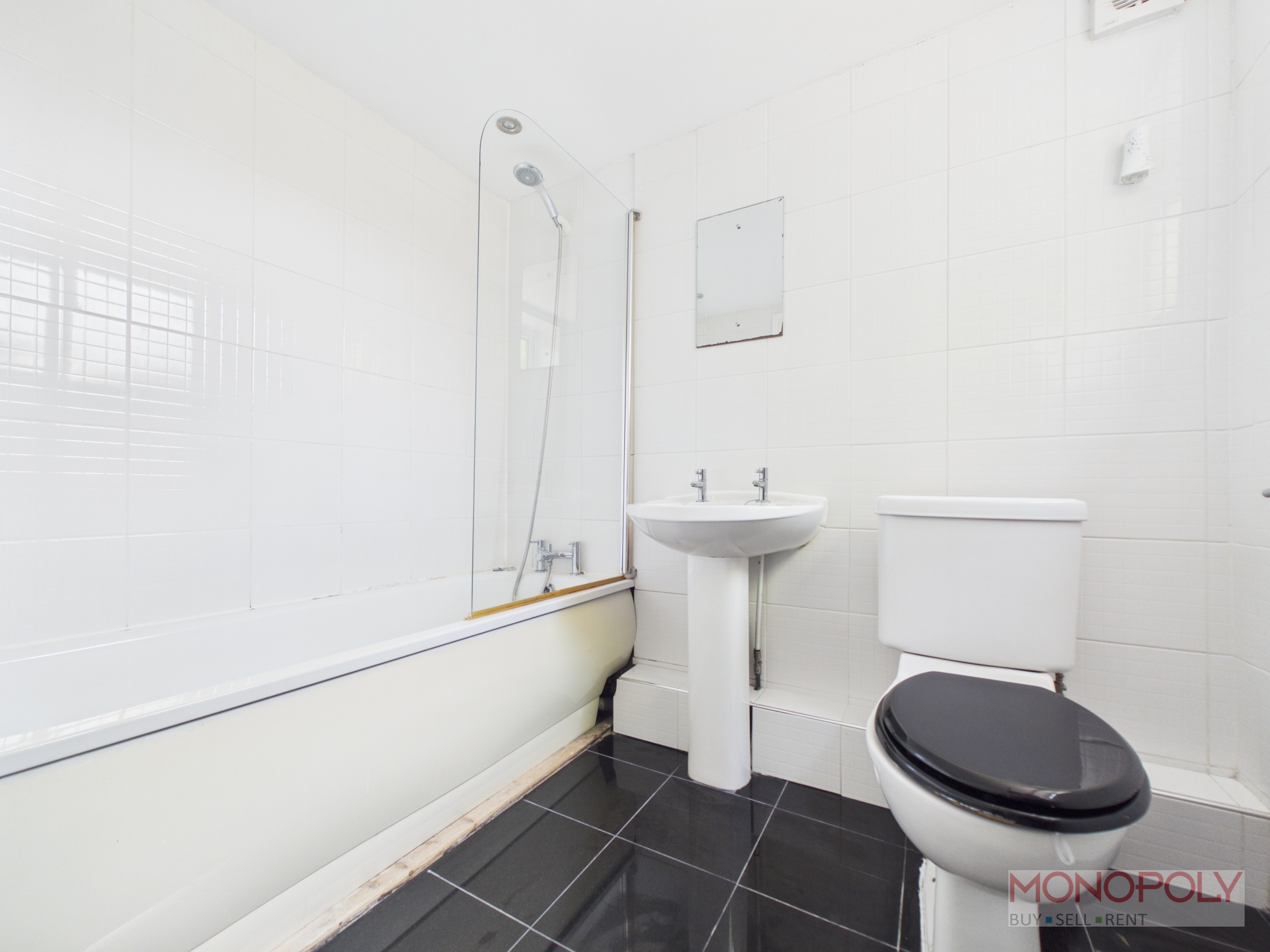 Clayton Road, Pentre Broughton, LL11, photo 9