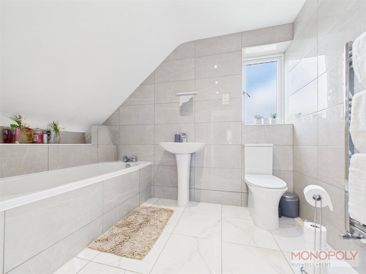 Hawarden Road, Caergwrle, LL12, photo 32