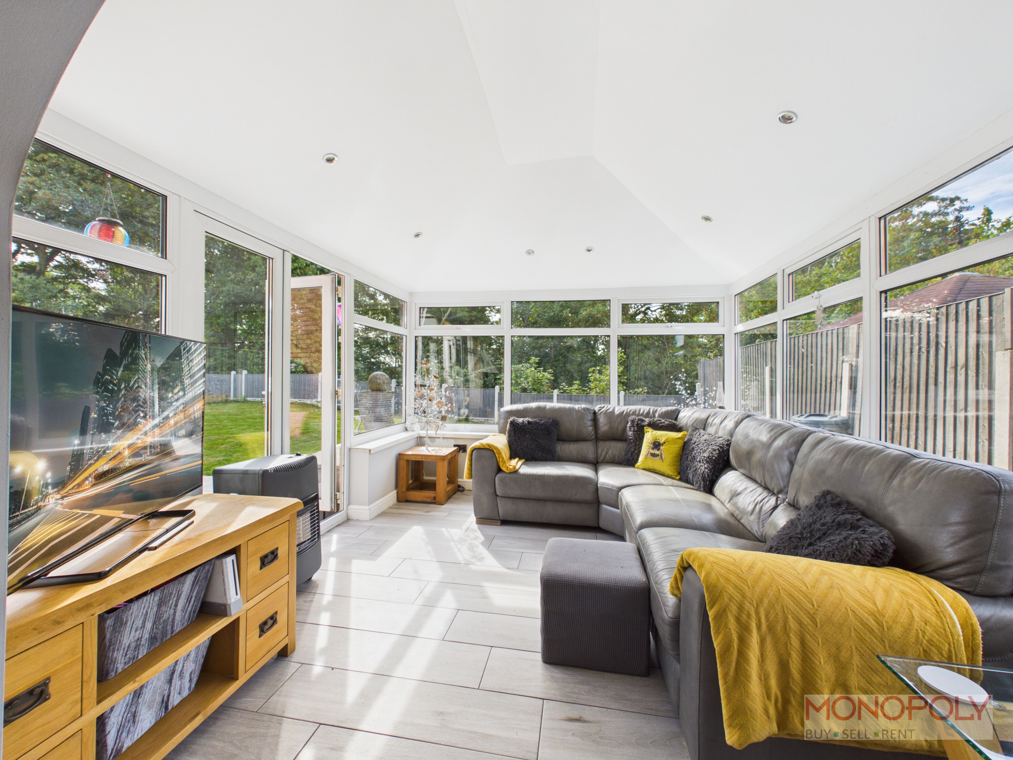 Linden Grove, Llay, LL12, photo 7