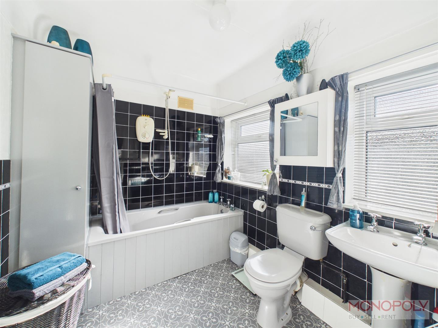 Croeshowell Lane, Rossett, LL12, photo 18