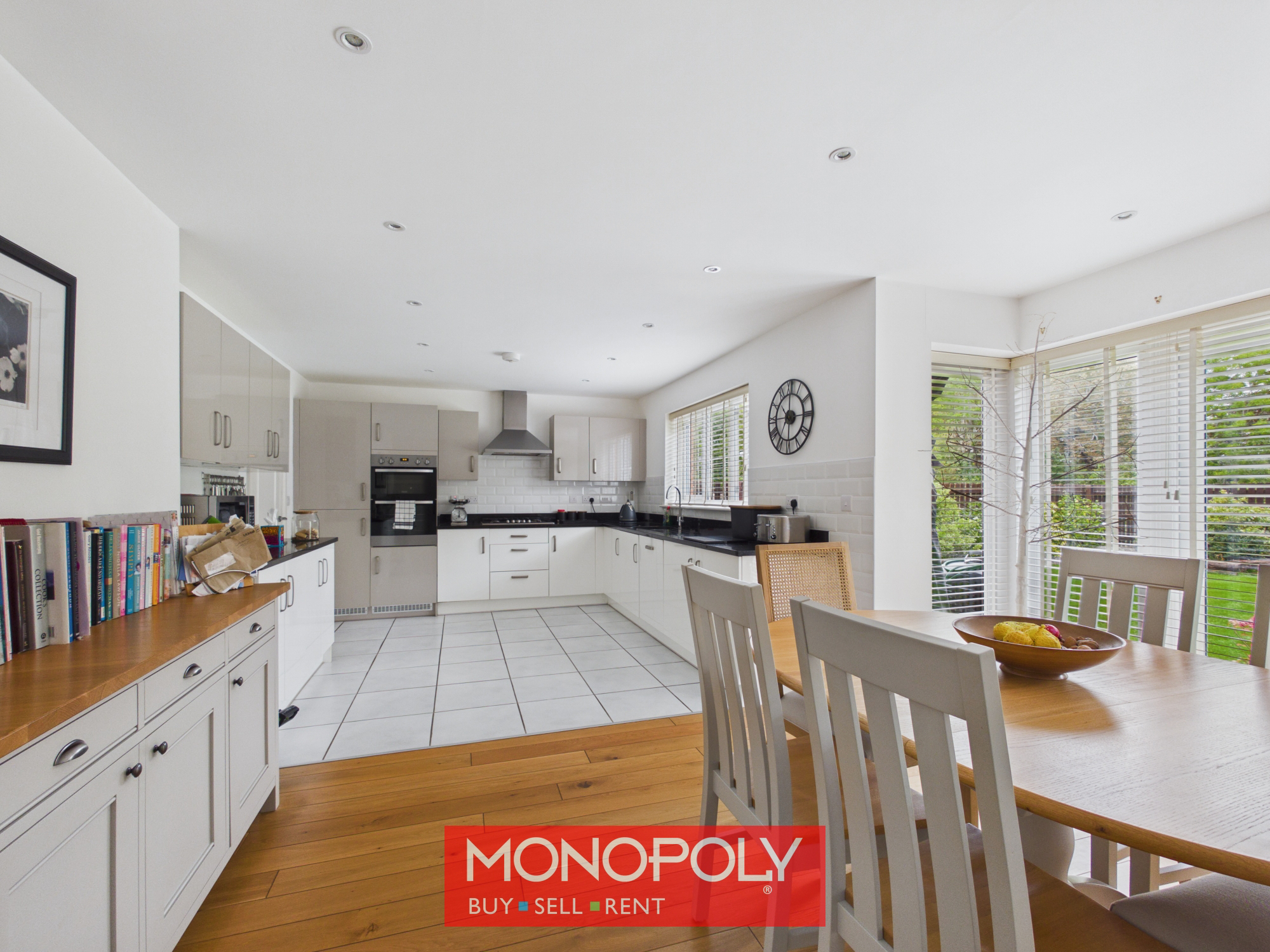 Holly Court, St. Asaph, LL17, photo 3