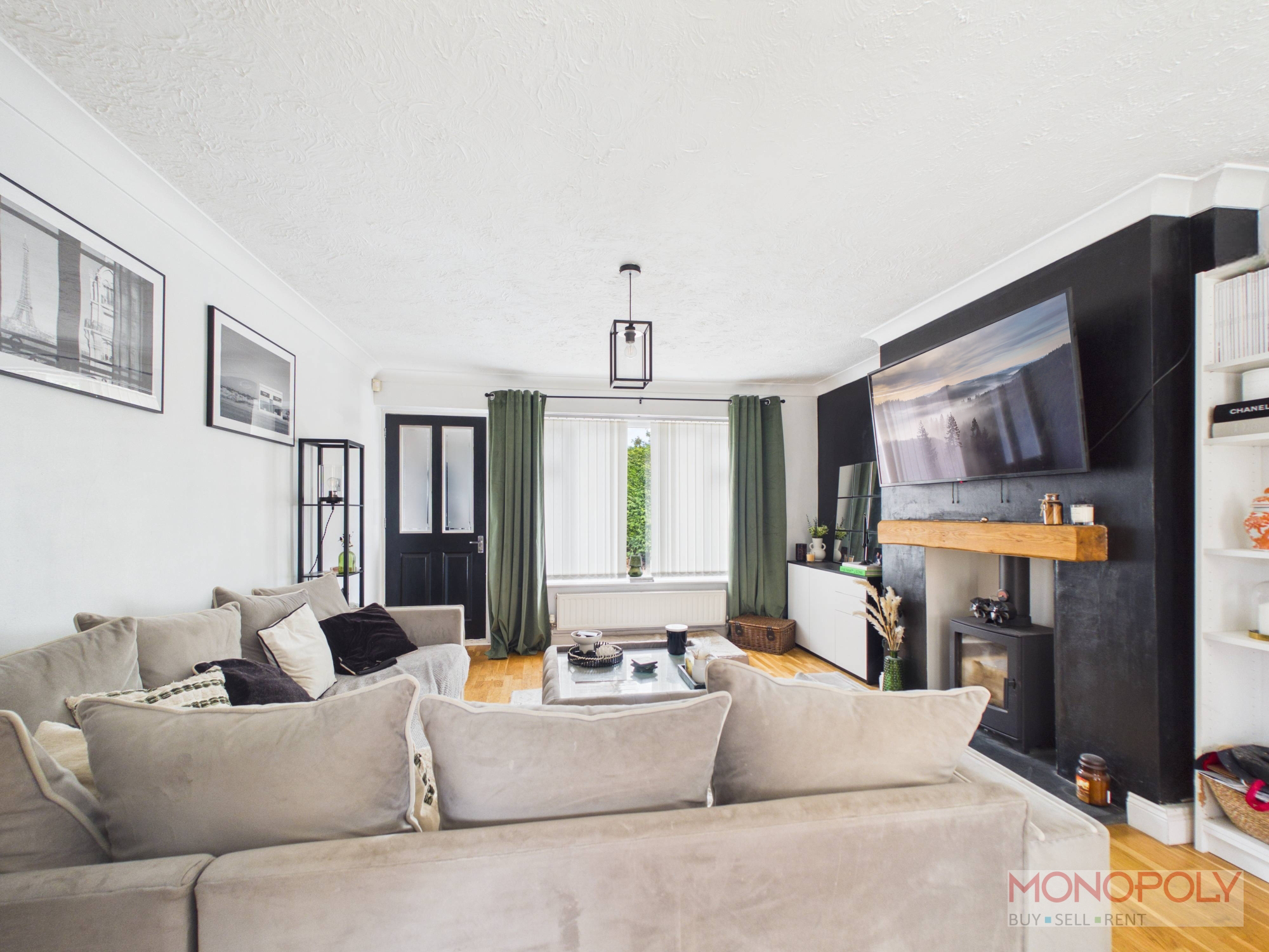 Ffordd Llywelyn, Wrexham, LL12, photo 4