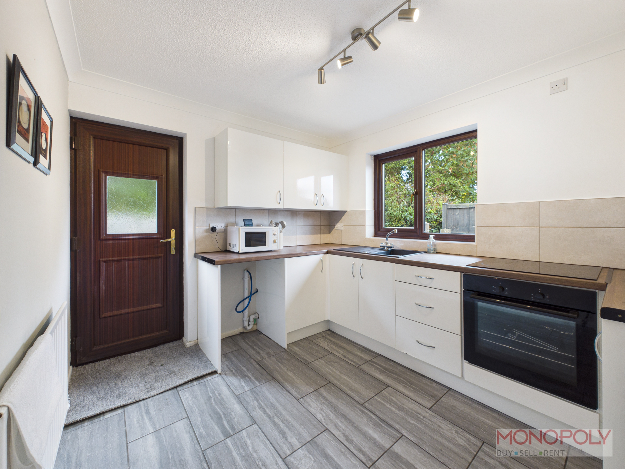 Kings Oak Court, Wrexham, LL13, photo 5