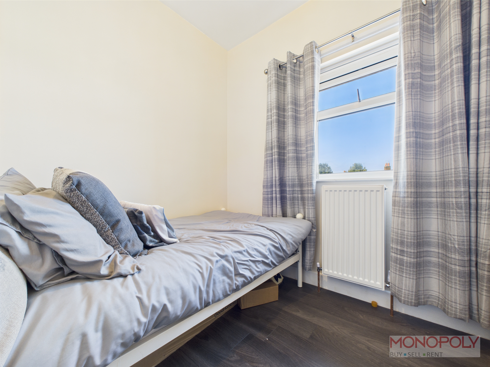 Sixth Avenue, Llay, LL12, photo 9