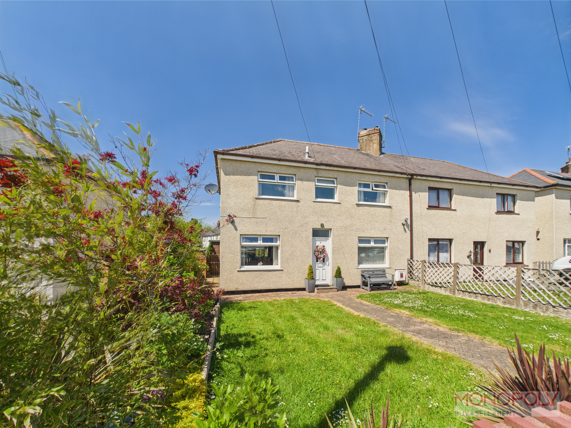 Sixth Avenue, Llay, LL12