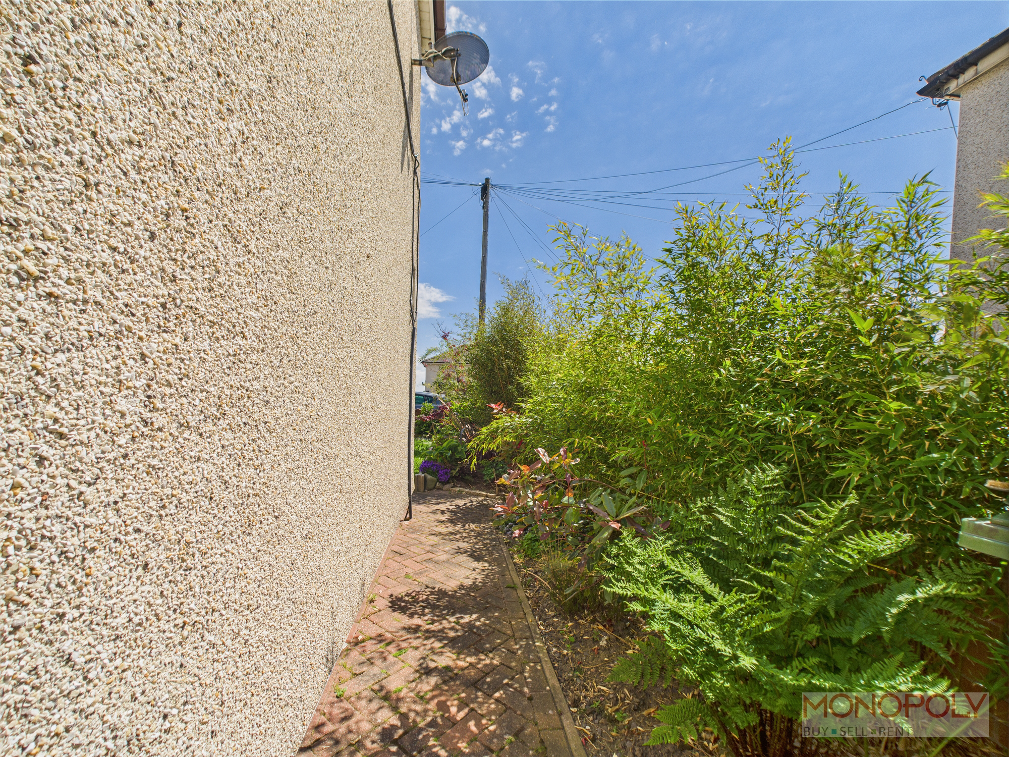 Sixth Avenue, Llay, LL12, photo 33