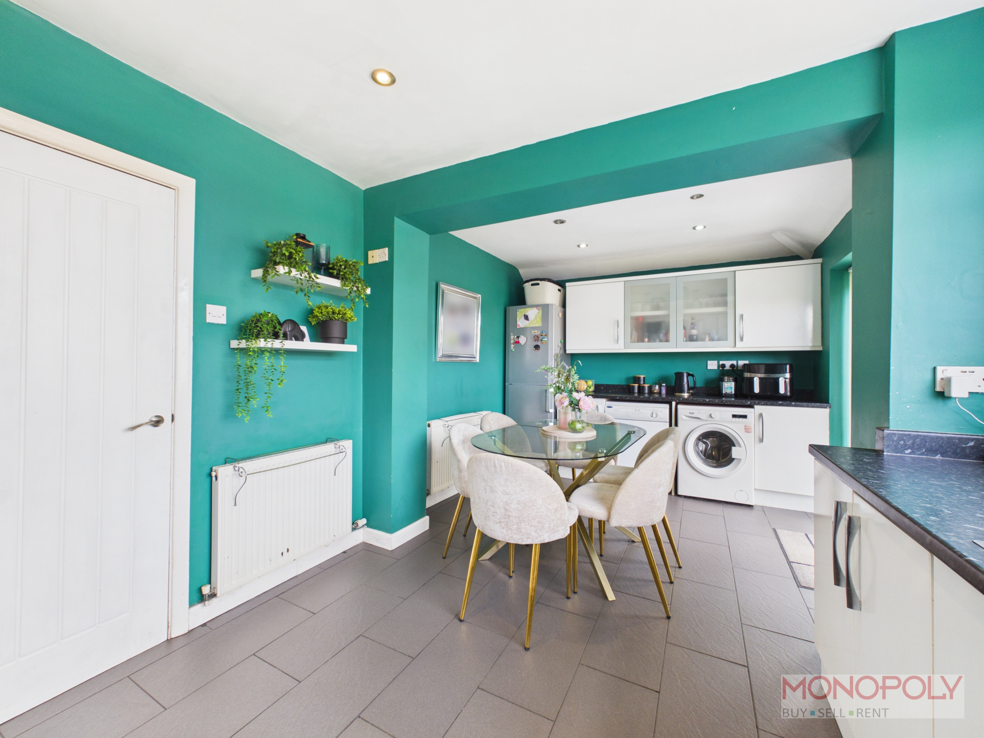 Yorke Avenue, Marchwiel, LL13, photo 5