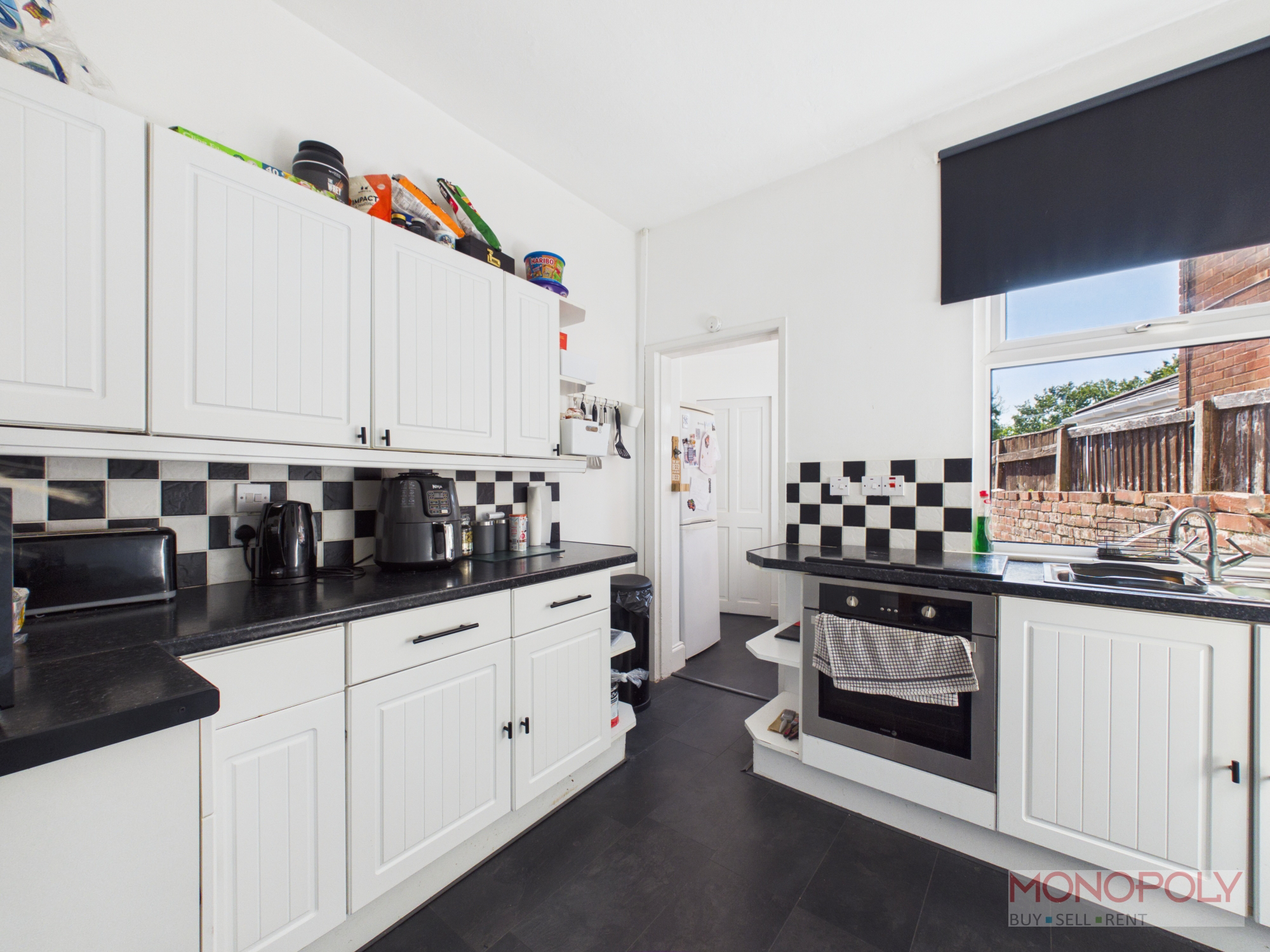 Main Road, Rhosrobin, LL11, photo 2