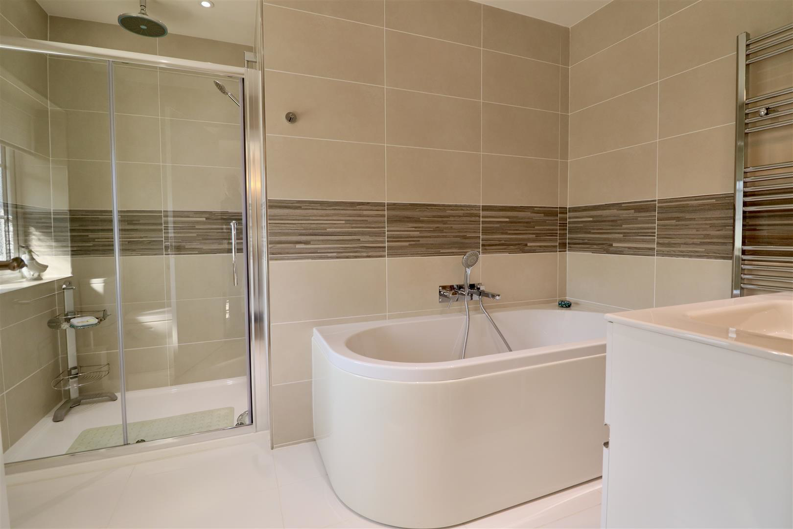 Beach Road, Harlech, LL46, photo 17