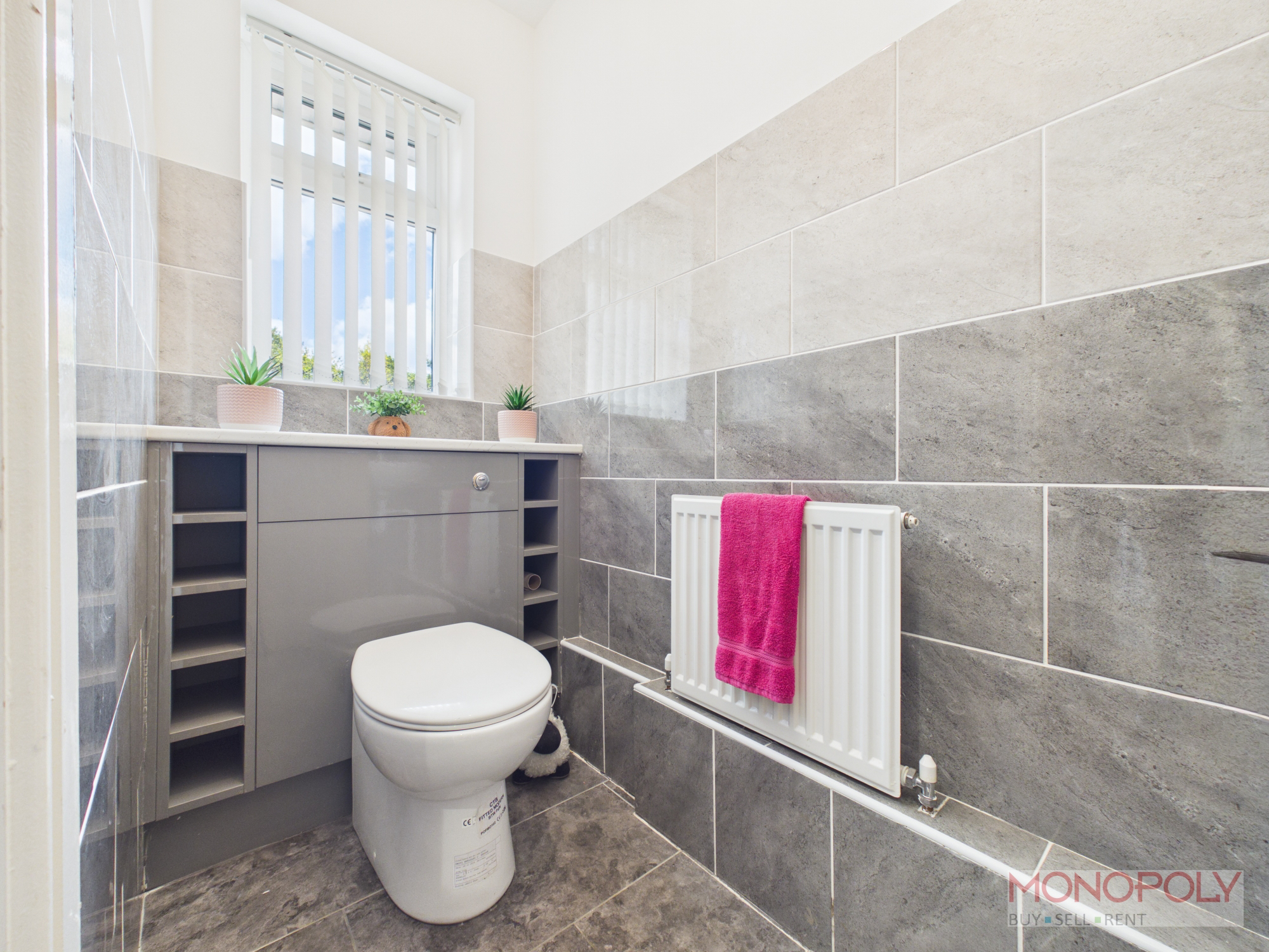 Pendwll Road, Moss, LL11, photo 8