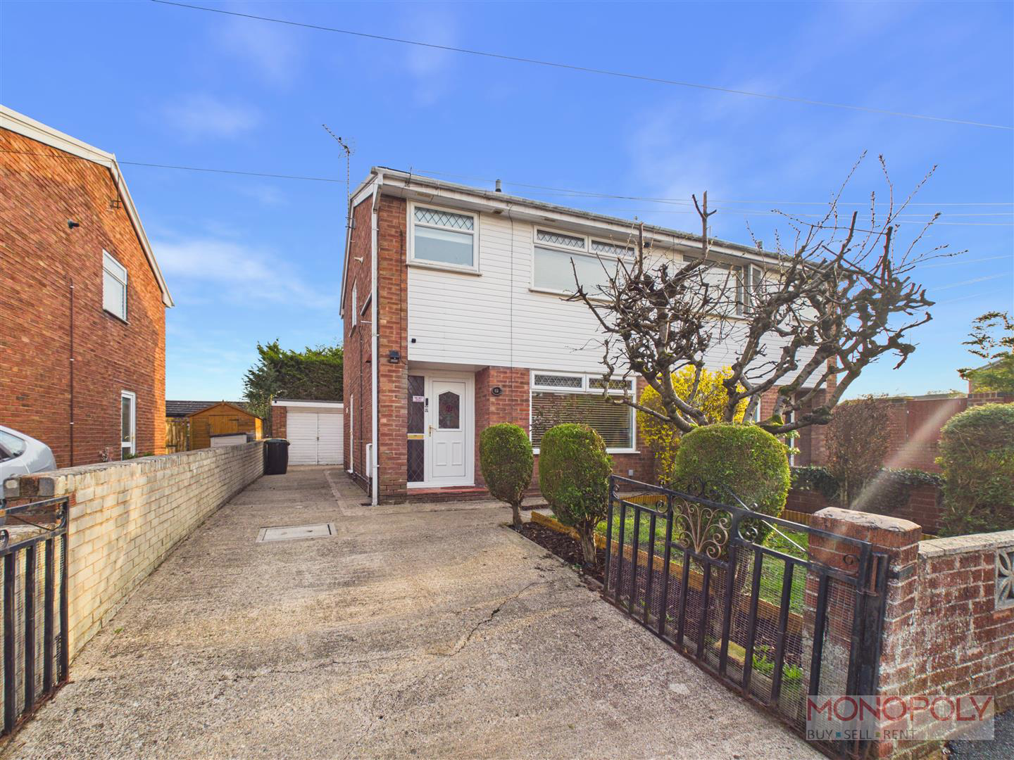 Queensway, Gwersyllt, LL11