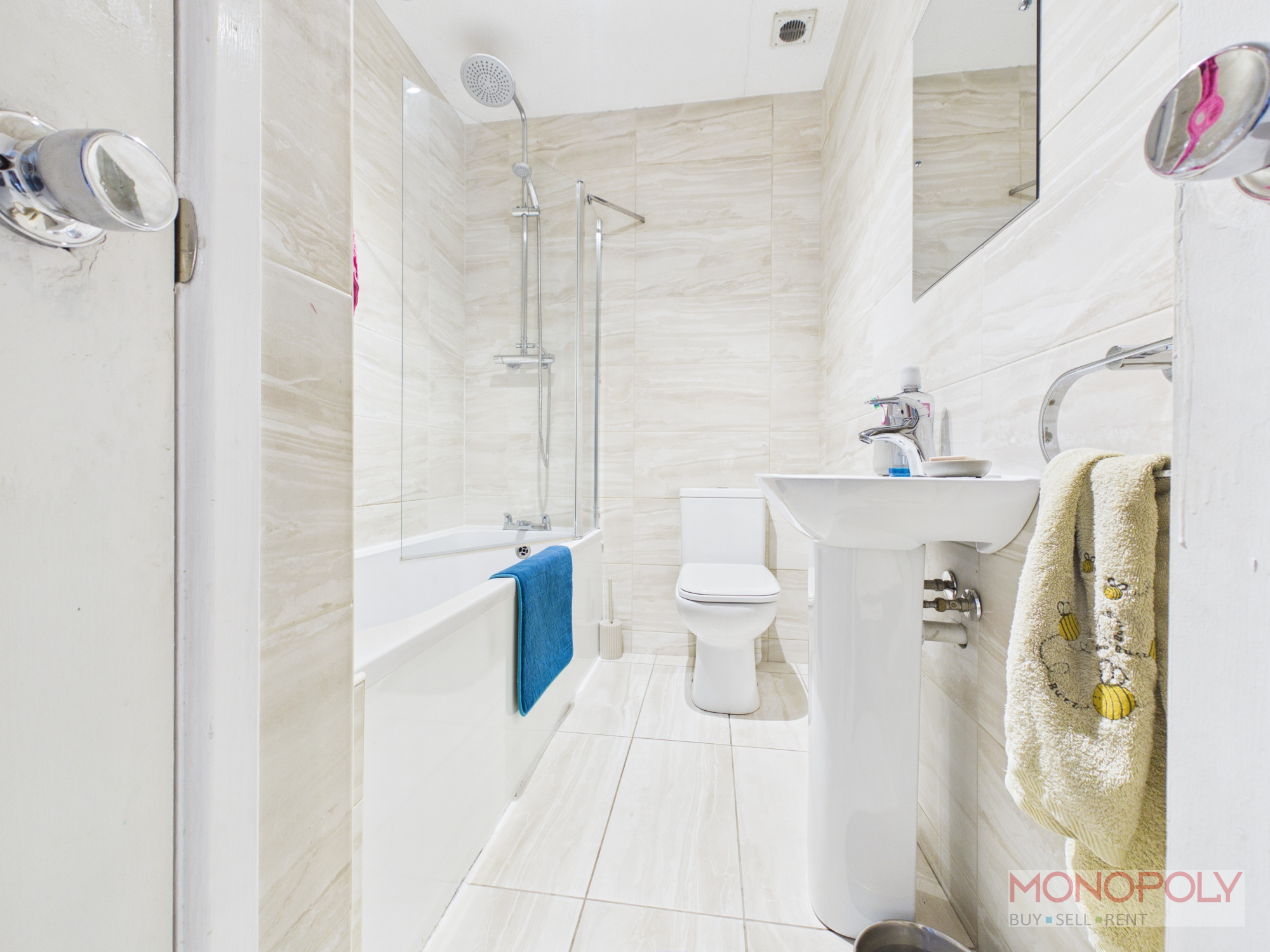 Chester Road, Rossett, LL12, photo 5