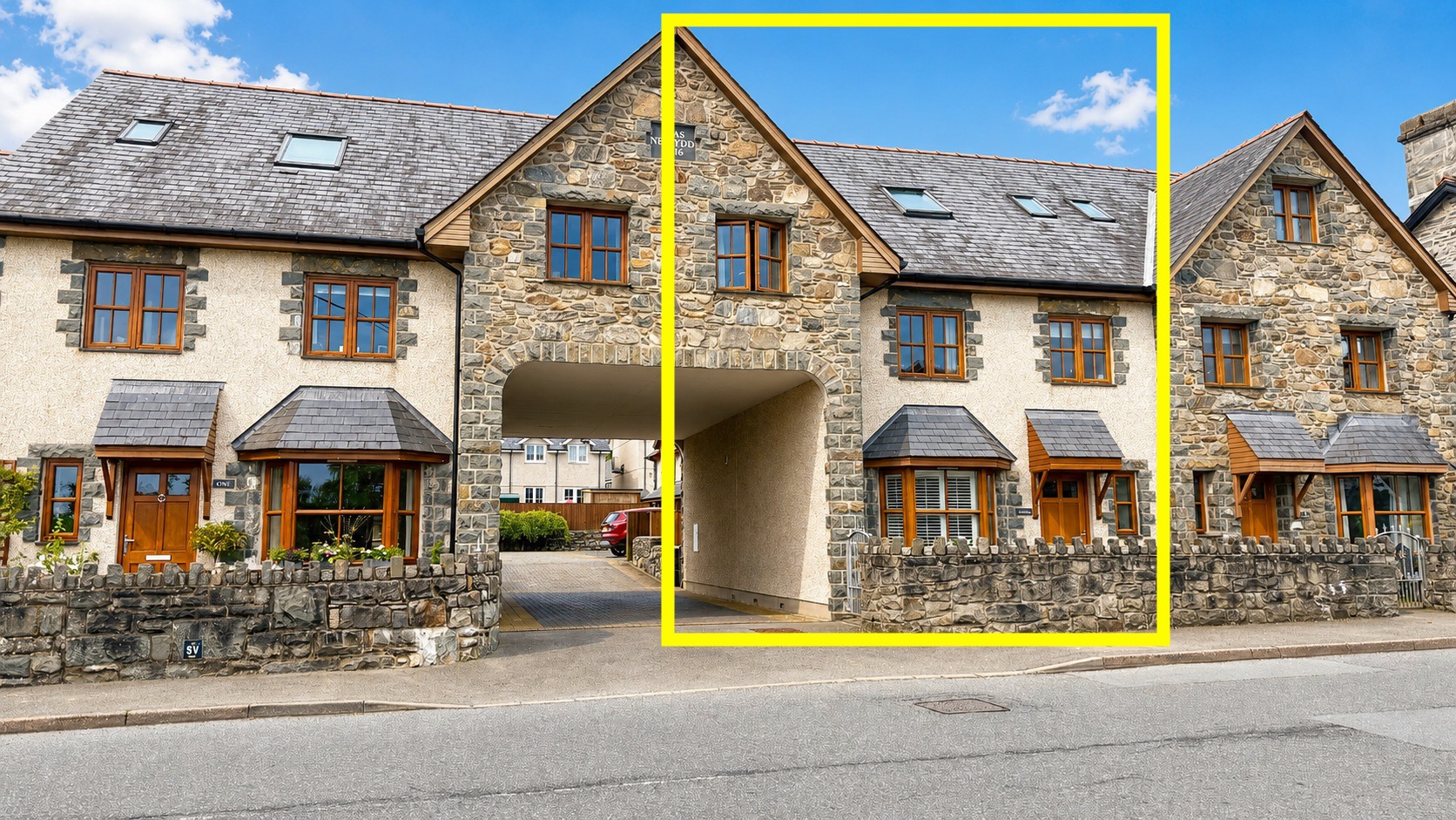 Plas Newydd, Llanbedr, LL45