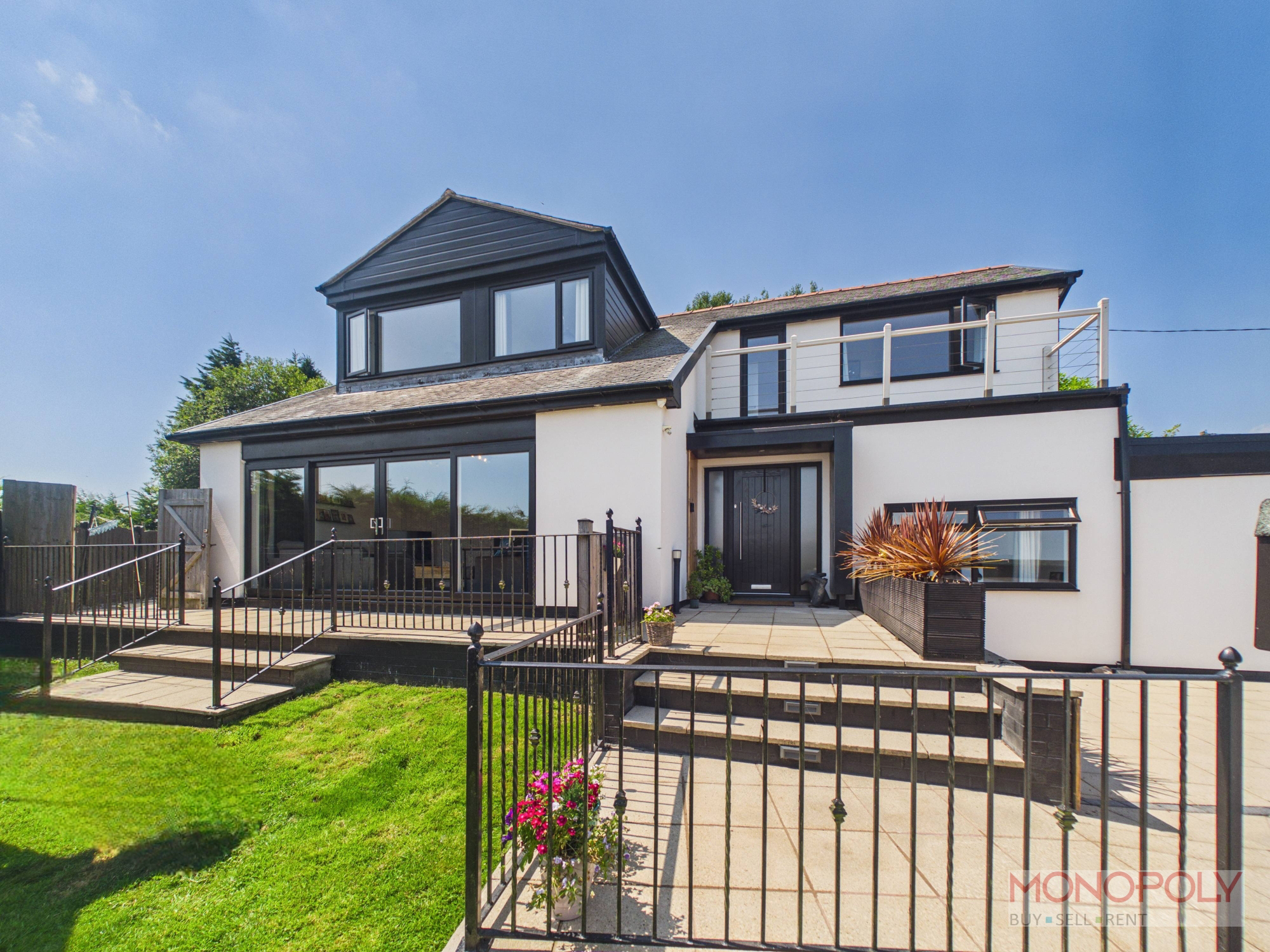 Ffordd Uchaf, Gwynfryn, LL11