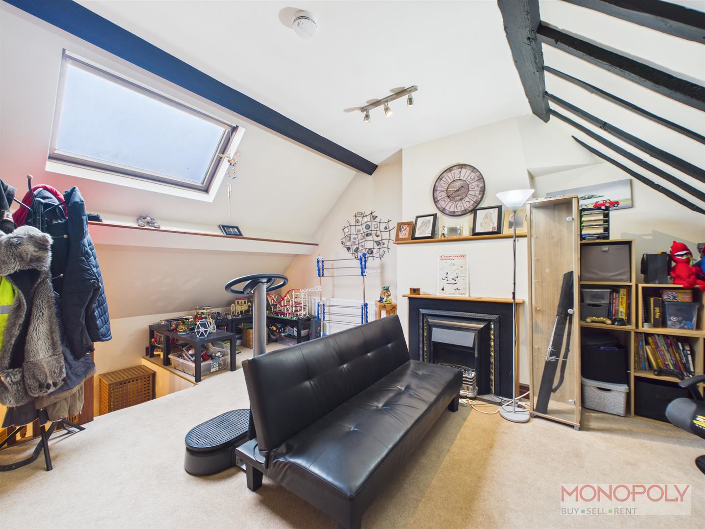High Street, Overton, LL13, photo 21