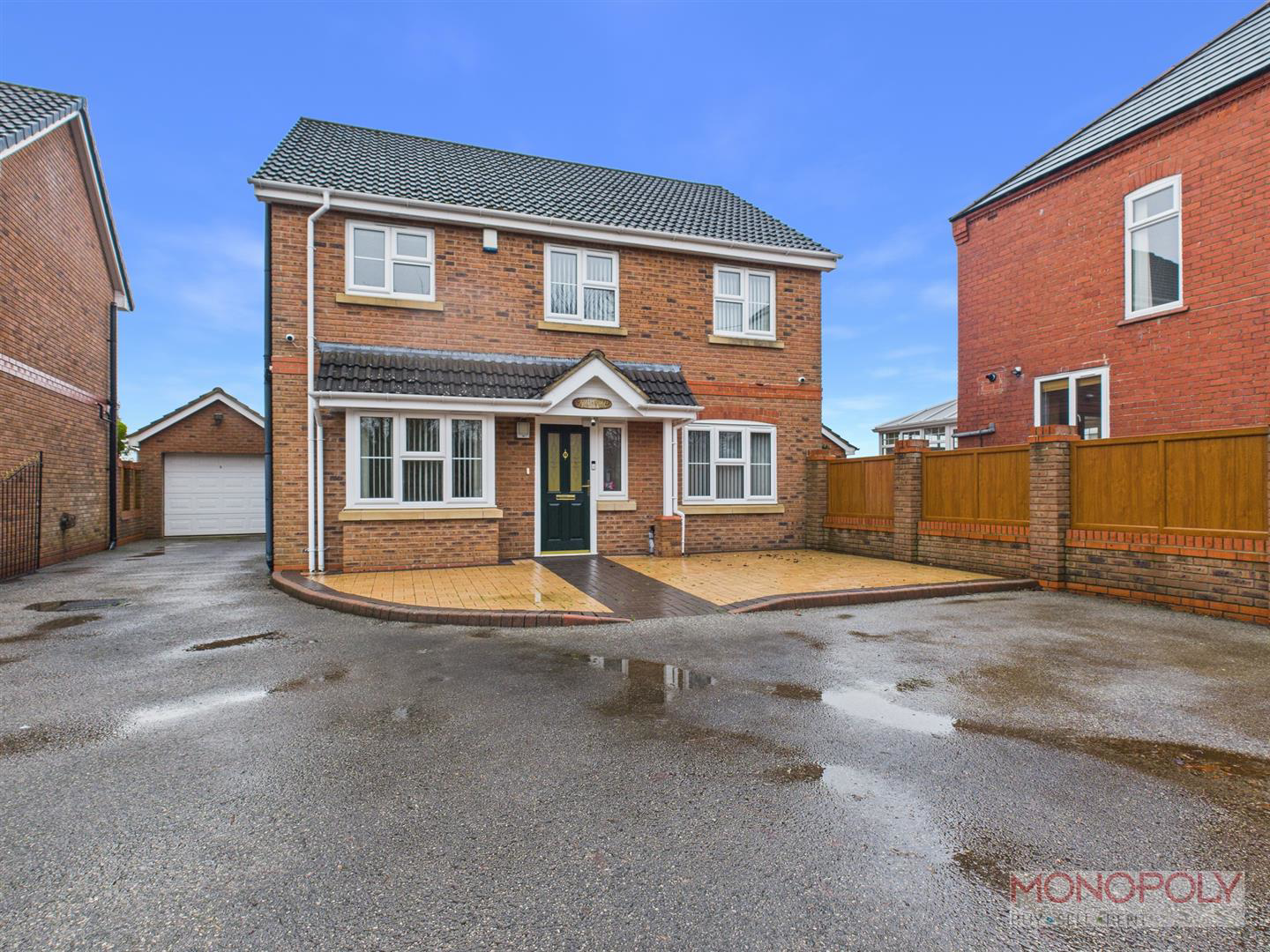 Top Road, Summerhill, LL11