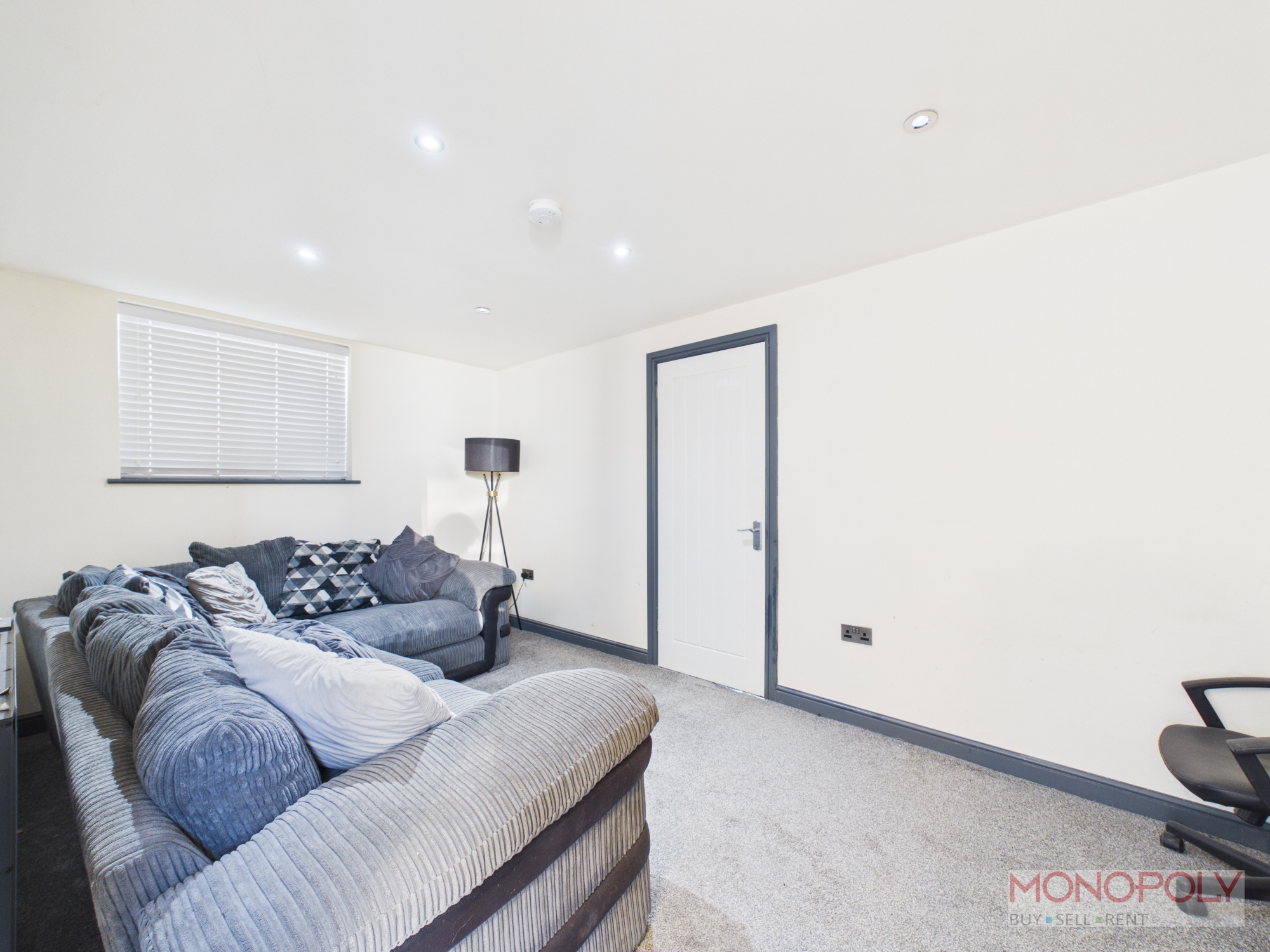 Pendwll Road, Moss, LL11, photo 23