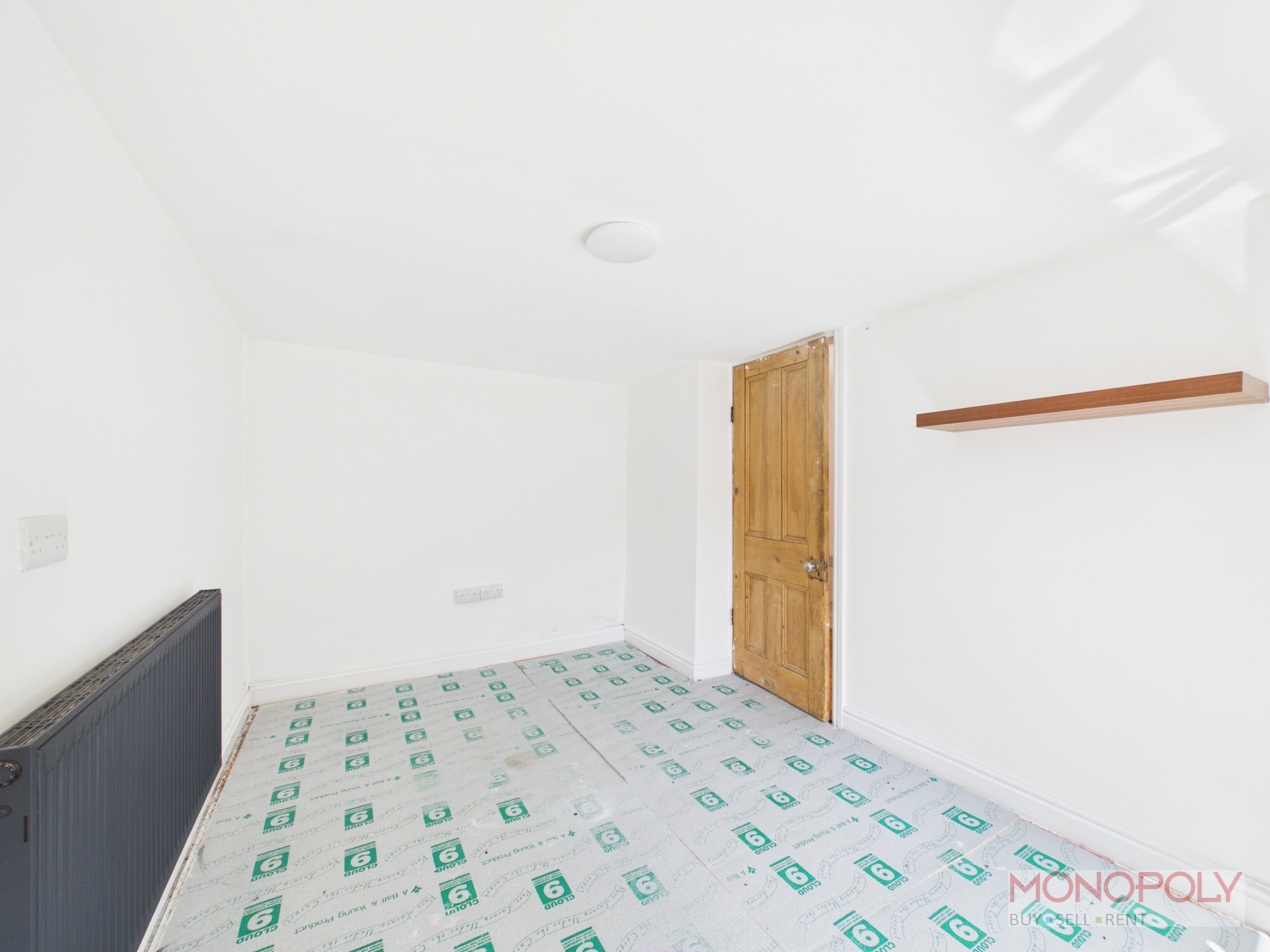 Bottom Road, Summerhill, LL11, photo 11
