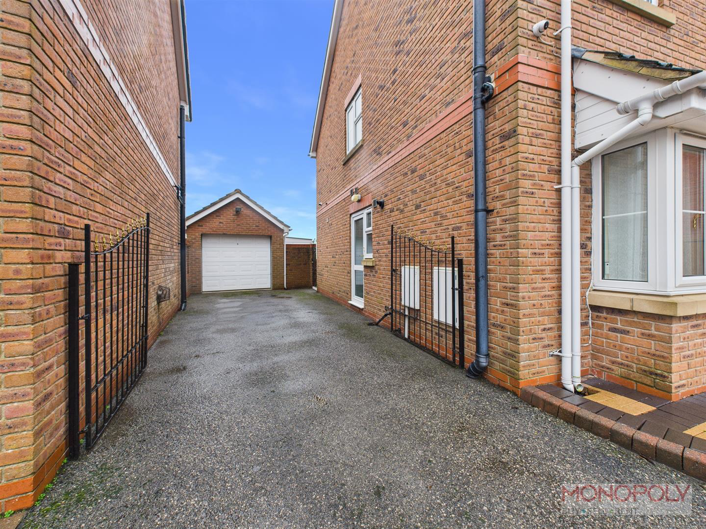 Top Road, Summerhill, LL11, photo 33