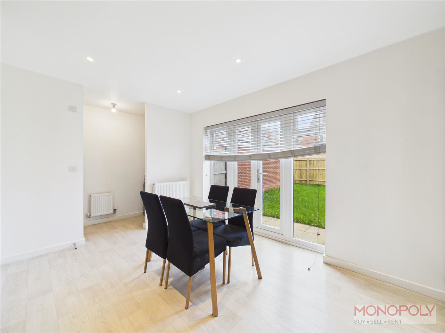 Moss Wood Court, New Broughton, LL11, photo 3