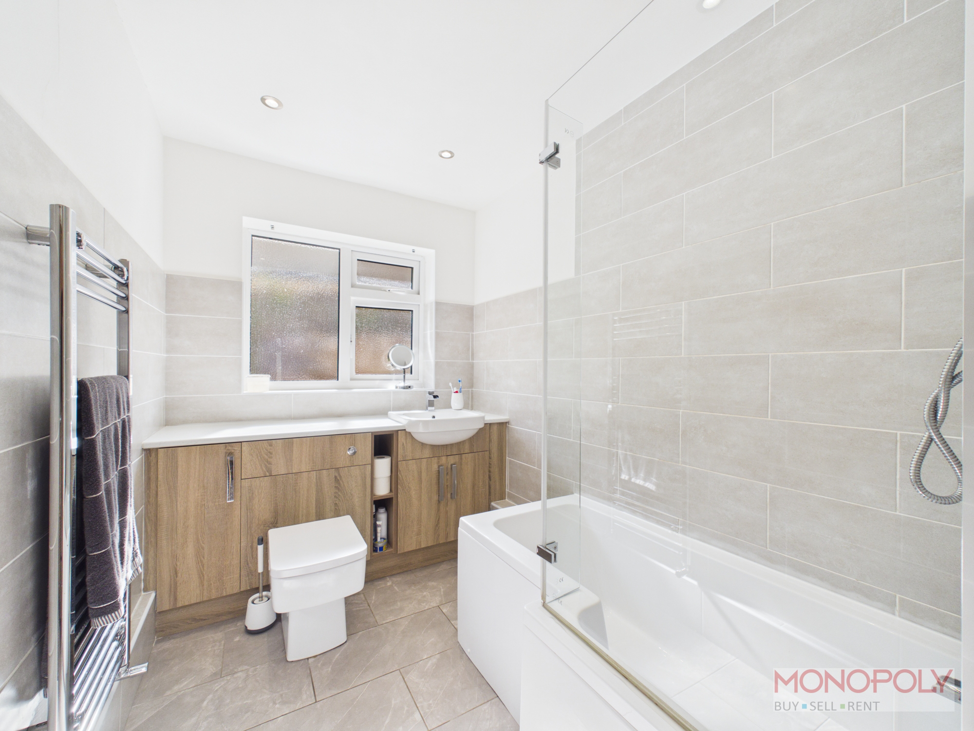 Pendwll Road, Moss, LL11, photo 16