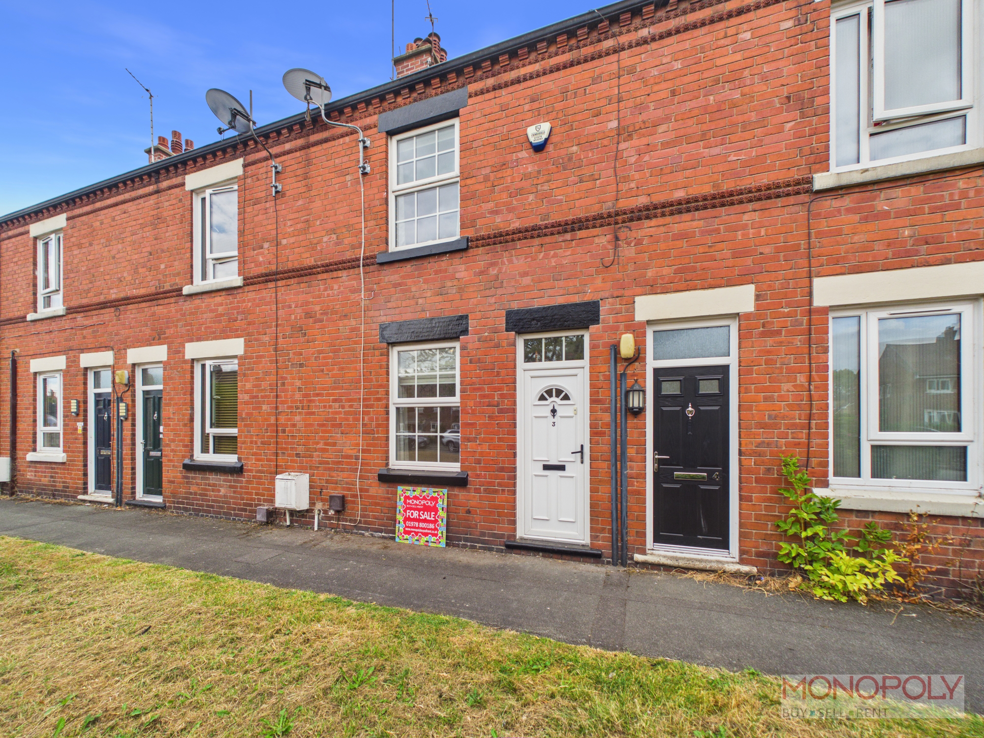 Newtown, Gresford, LL12