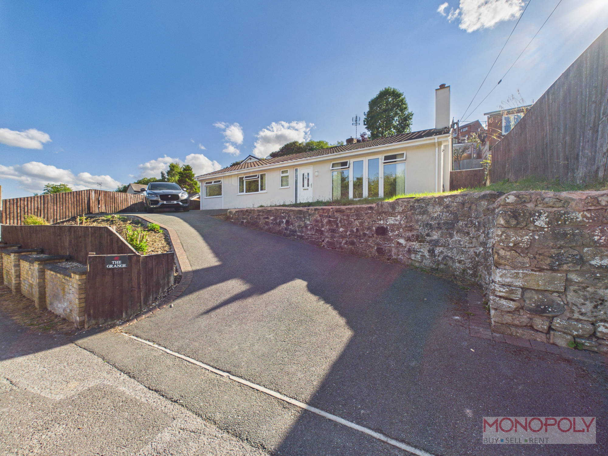 Pendwll Road, Moss, LL11